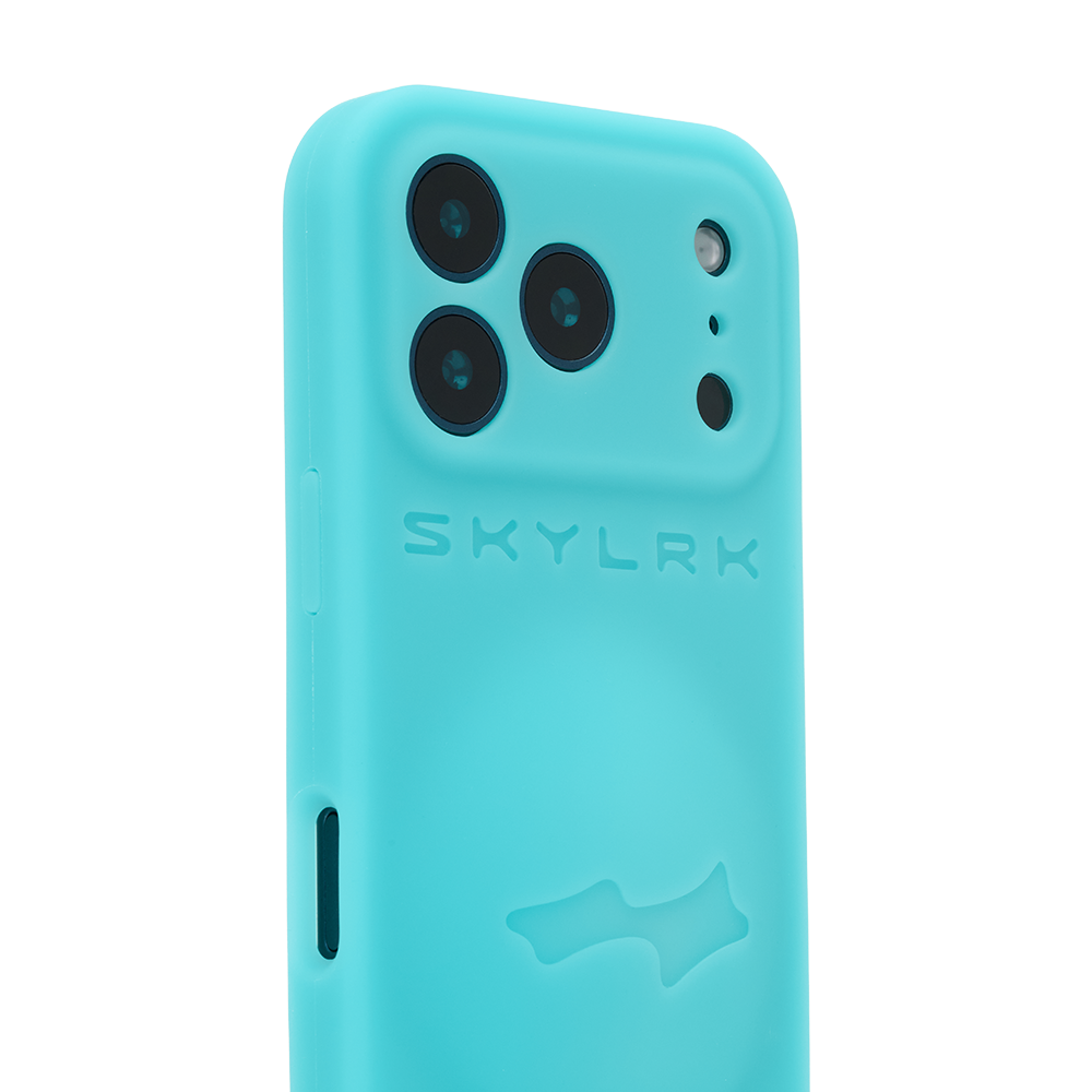 SUPER BLUE / IPHONE 17 PRO MAX